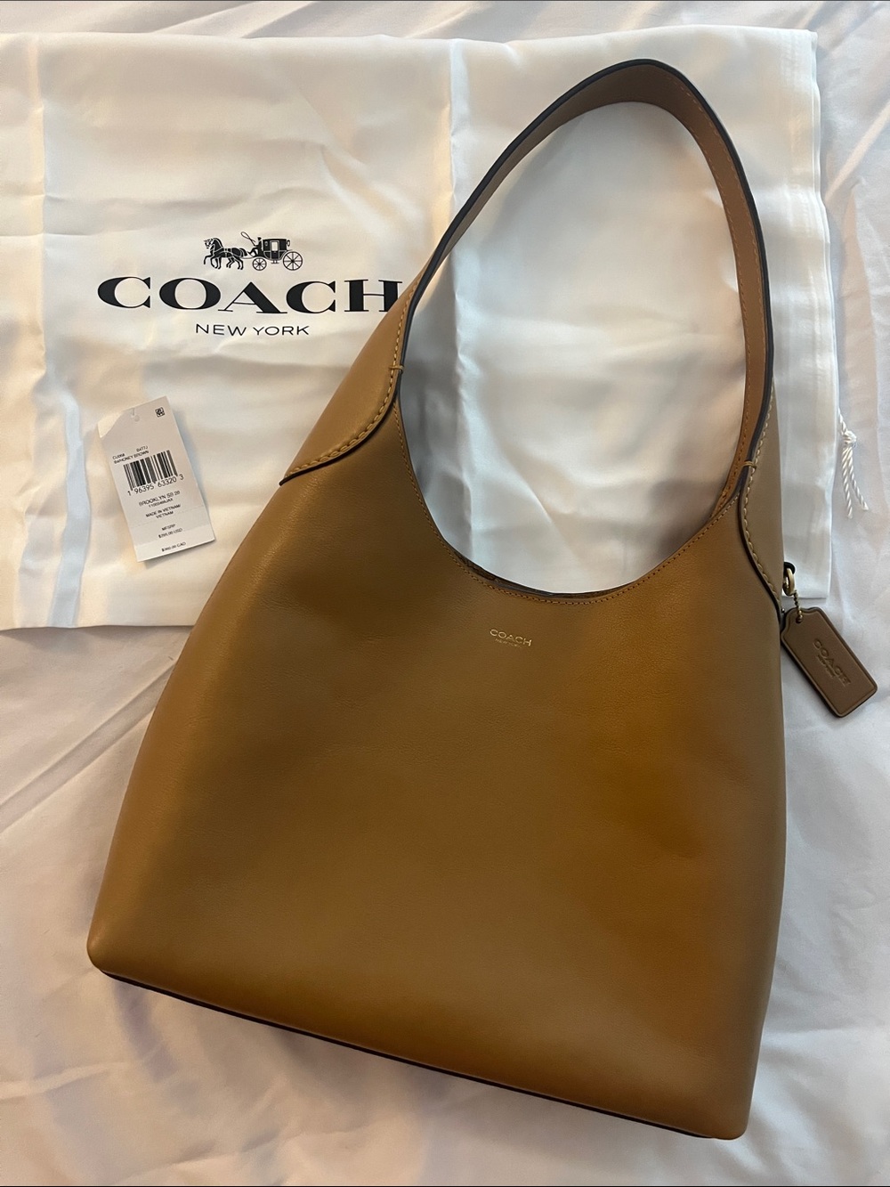 Coach Brooklyn 28 Honey Brown Brand New with Tags Leather Shoulder Bag